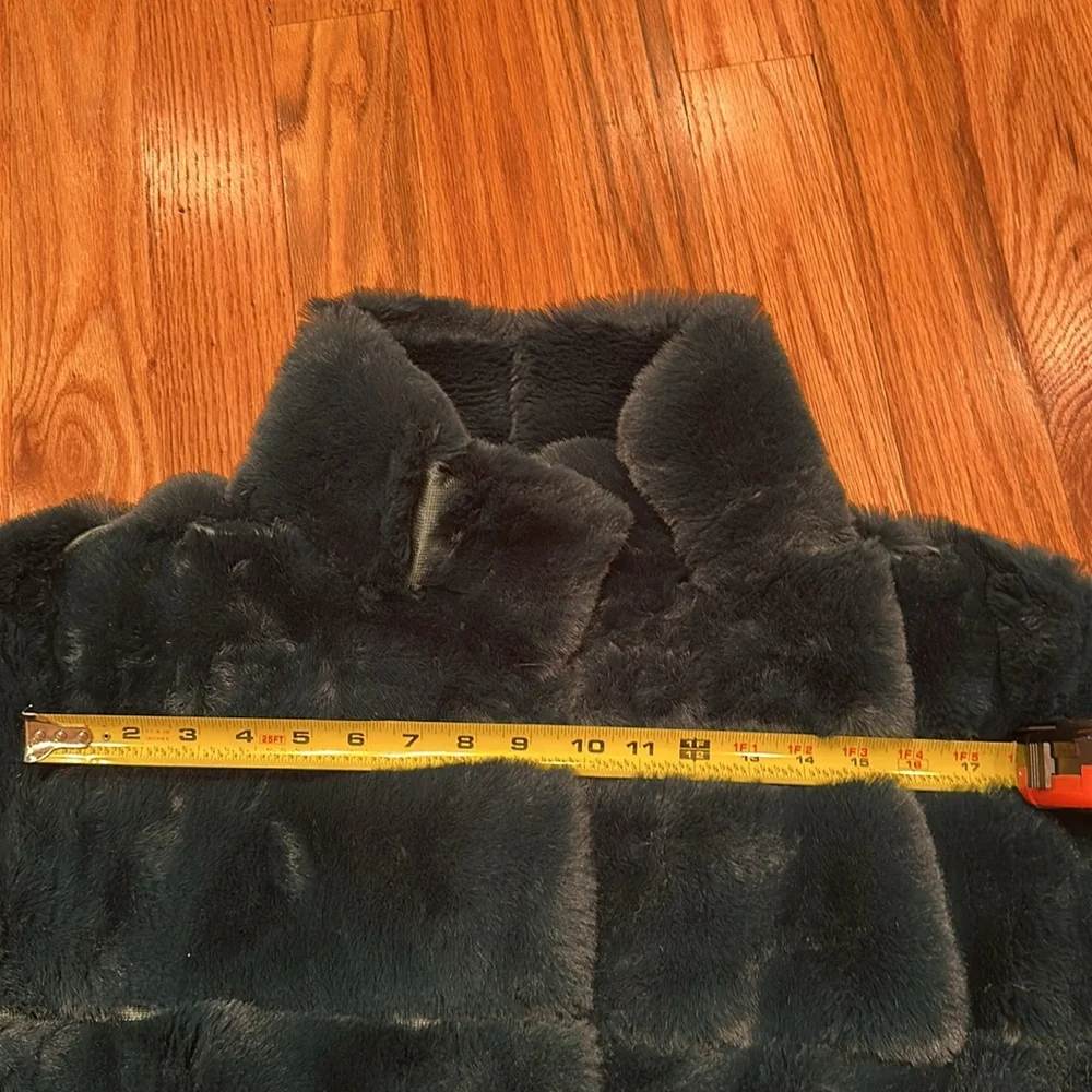 Luxurious Faux Fur Jacket coat in Deep Teal/Hunter Green.  S/M